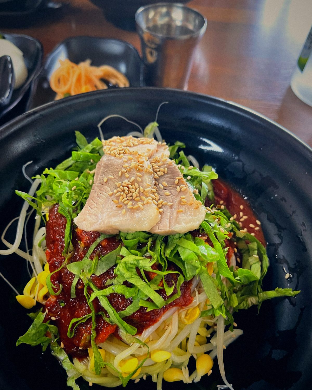 Bibim-Naengmyeon, die scharfe kalte Nudel