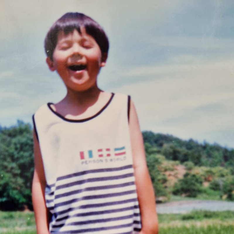 Guido Schmidt Kindheitsfoto, die Geschichte von THATs KiMCHi